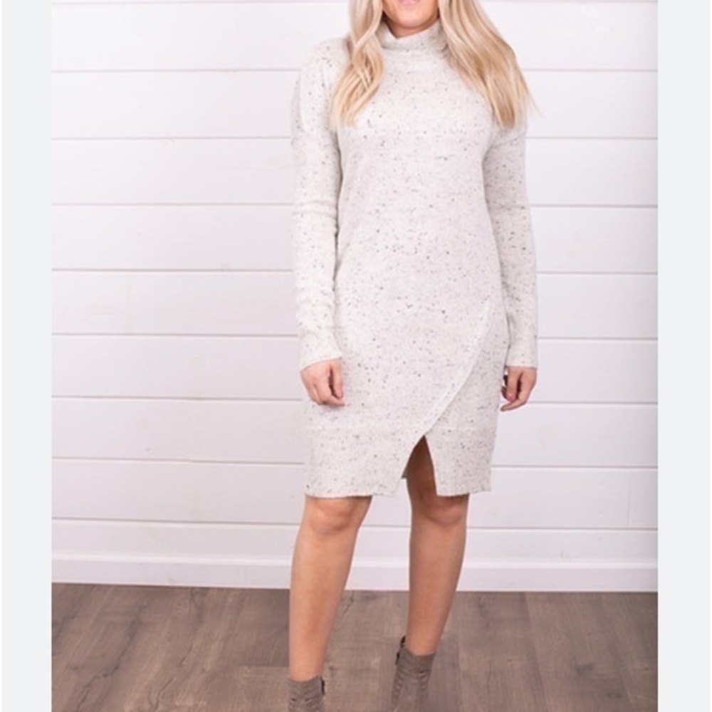 Love Stitch Speckled Turtleneck Sweater Dress Size Small